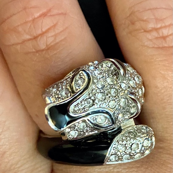 BN Sterling Silver Swarovski & Black Enamel Ring - Picture 4 of 4